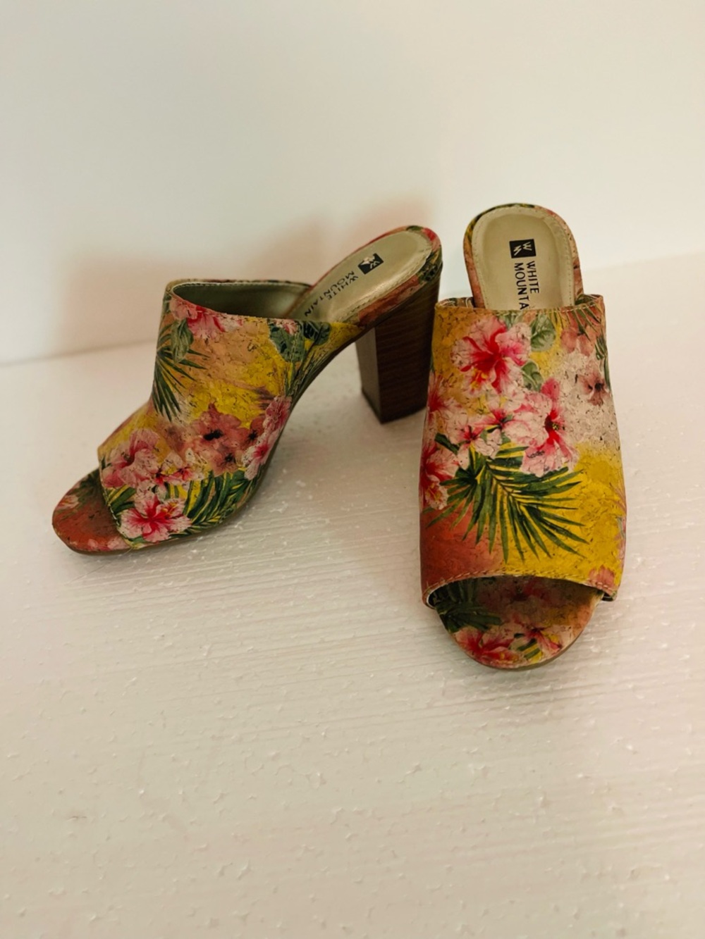 White Mountain Tropical Floral Open-Toe Block Heel Mules in Yellow and Pink